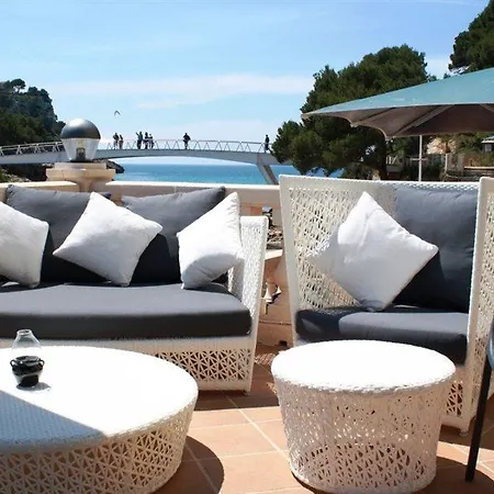 Artiem Audax (adults Only) 4*